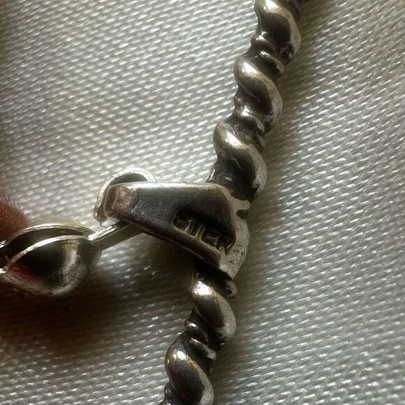 Sterling silver and goldstone beaded bracelet - Picture 6 of 7